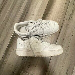 Whtie New Balance 550